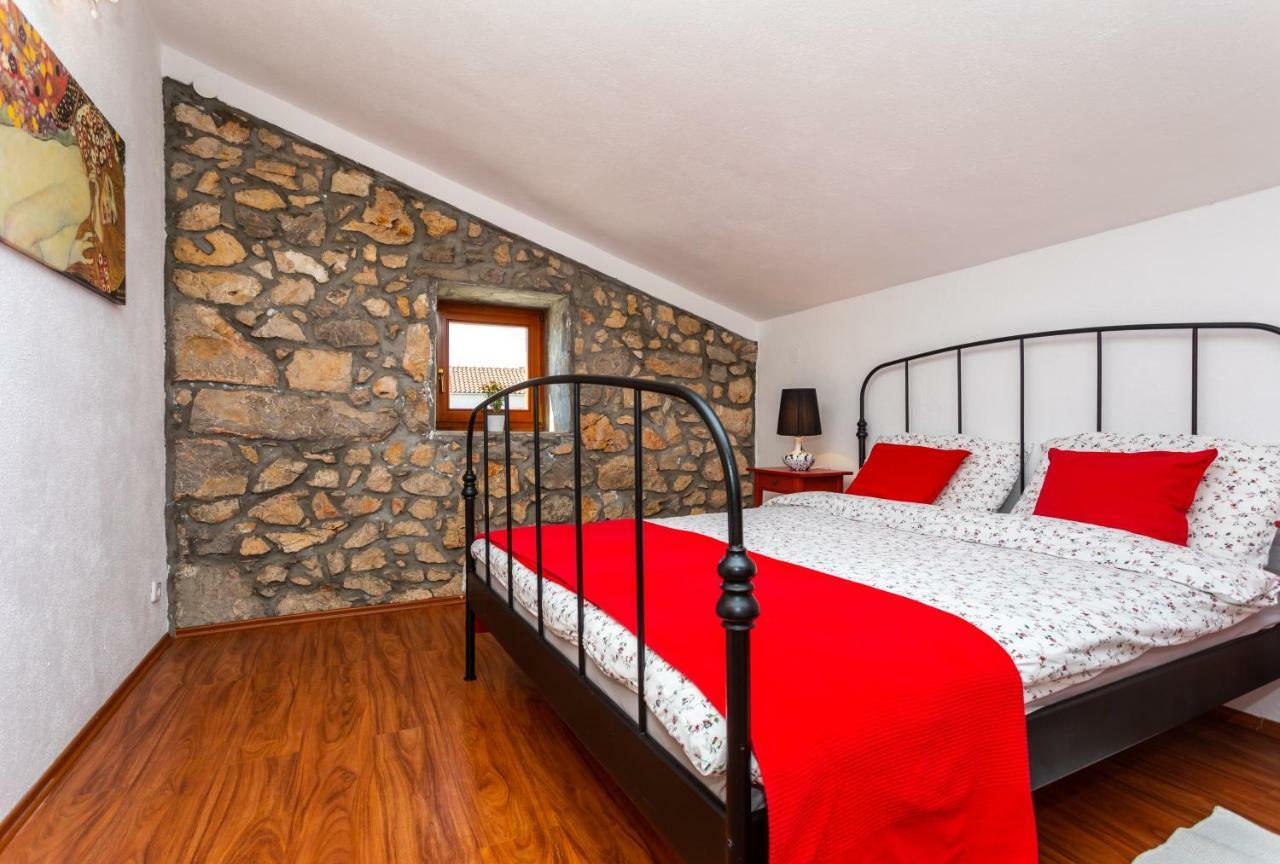 Villa Korina Пинезичи Экстерьер фото