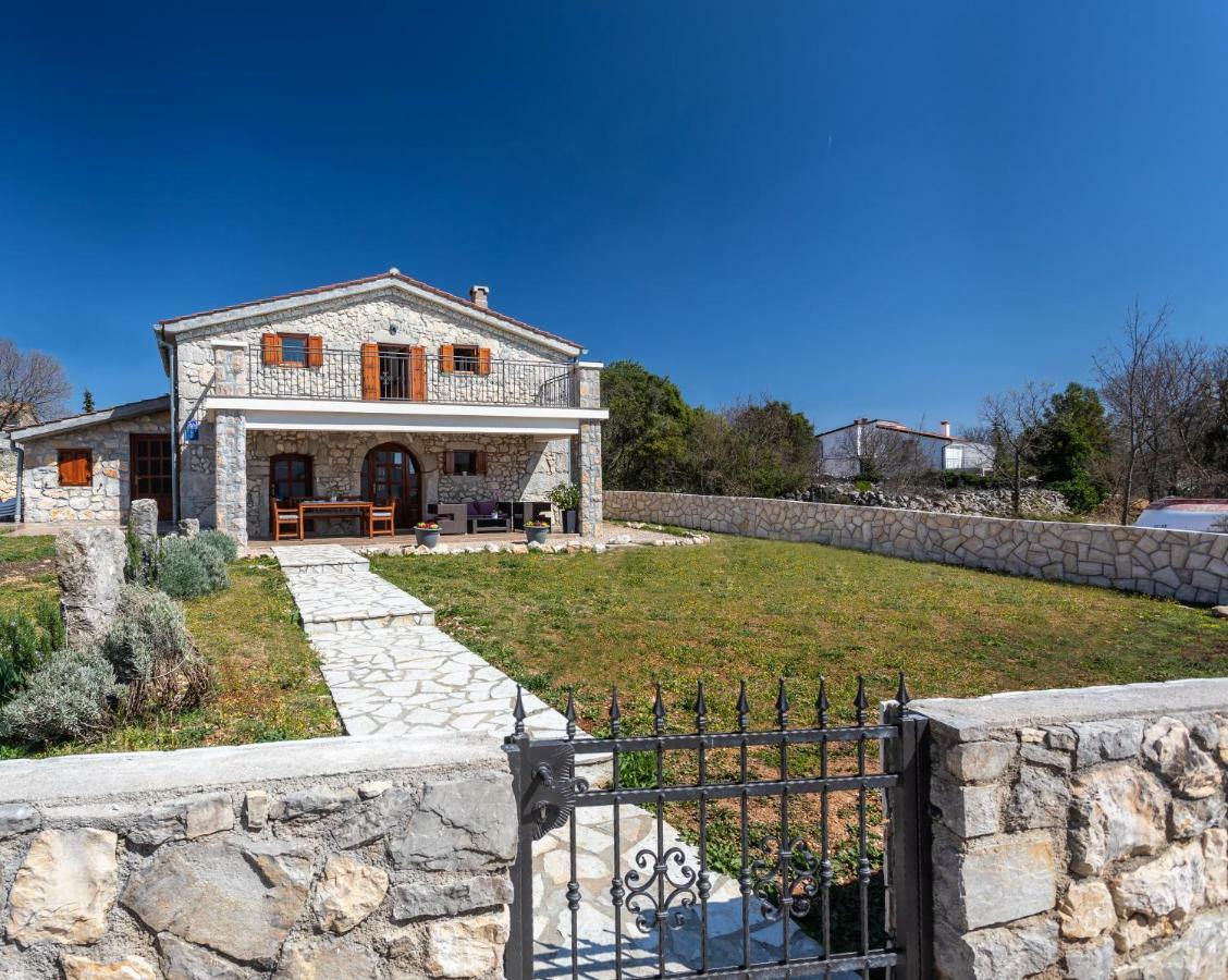 Villa Korina Пинезичи Экстерьер фото
